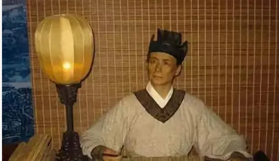 汉朝诗词代表人物生平简介：班彪，其子班固修成《汉书》